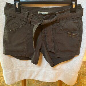 PARIS BLUES WOMEN'S SHORTS - SIZE 5